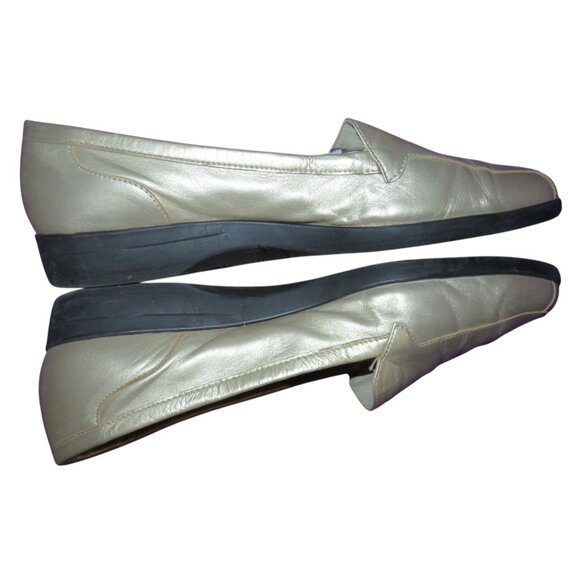 Easy Spirit Devitt Anti Gravity Metallic Silver Brazilian Leather Loafers - Picture 4 of 7